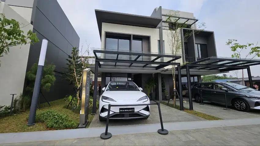 Rumah dijual 2 lantai dekat gading serpong lokasi strategis