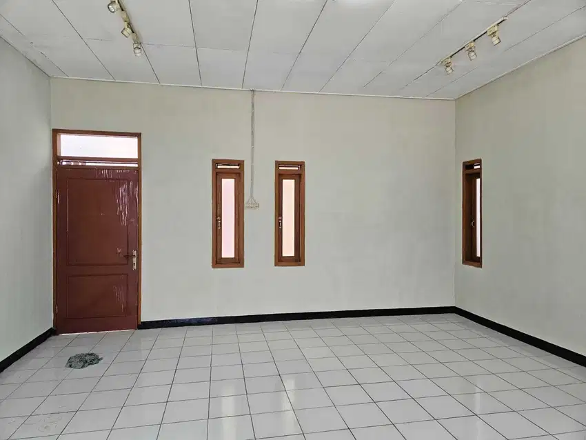 Dijual Rumah Siap Huni di Taman Kopo Indah TKI 2