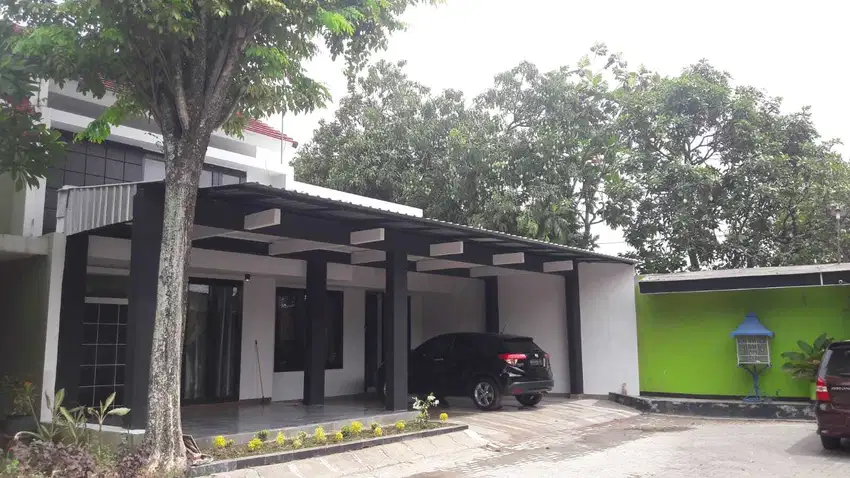 Perumahan tepi jalan Adi sucipto colomadu dekat UMS solo