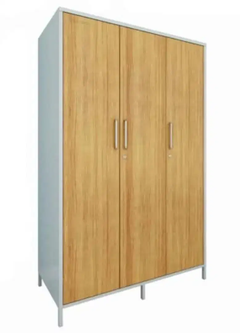 Lemari Pakaian 3 Pintu Importa SW-AD03