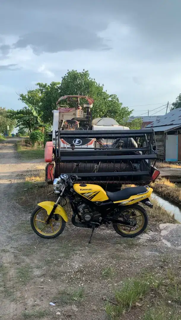 Jual motor ninja SS plat KT tahun 2009