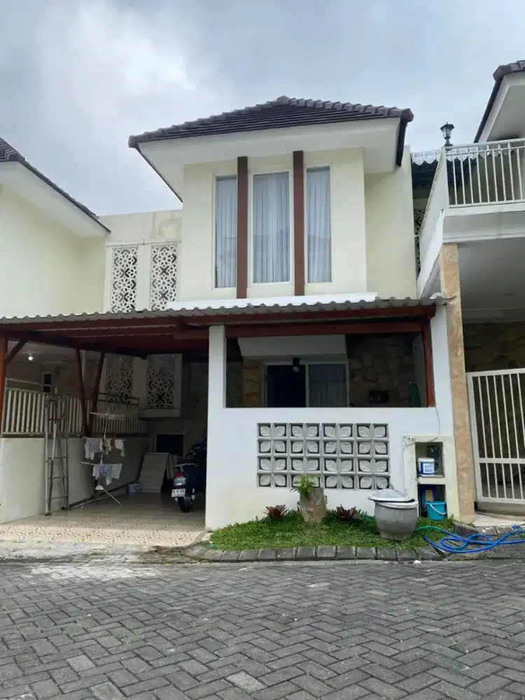 DIJUAL RUMAH 5 MENIT DR UB, UNISMA, UMM.