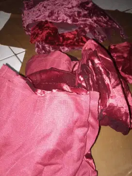 Borongan kain beludru polos | perca dan lembaran besar murah!