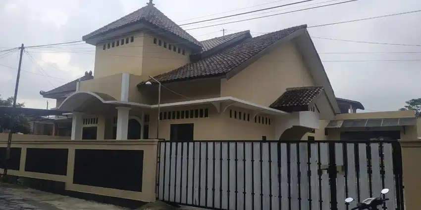 dijual rumah di ungaran timur