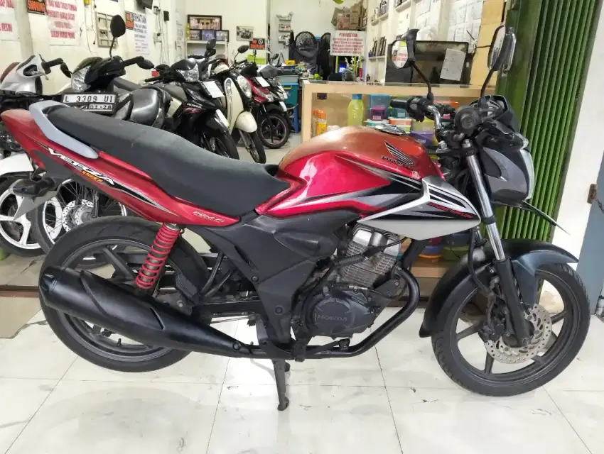 HONDA CB VERZA 150cc 2013 ANTIK SIMPANAN MULUS MURAH
