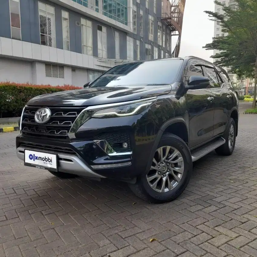 DP 5% Toyota Fortuner 2.8 4x2 VRZ Solar-AT 2022 AAT