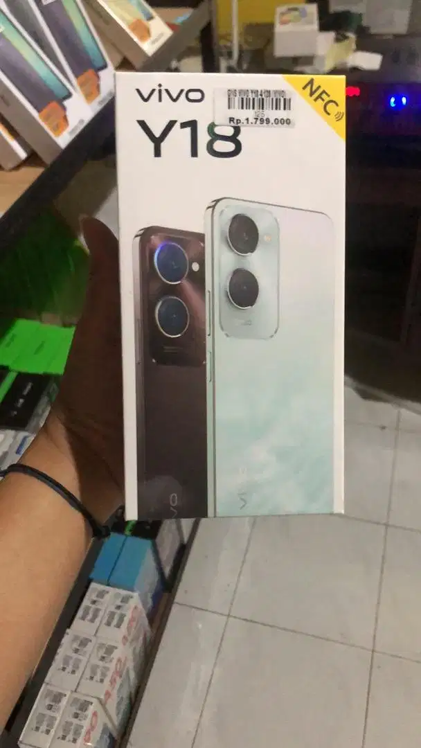 Vivo y18 4/128 gb atlantis dahsyat