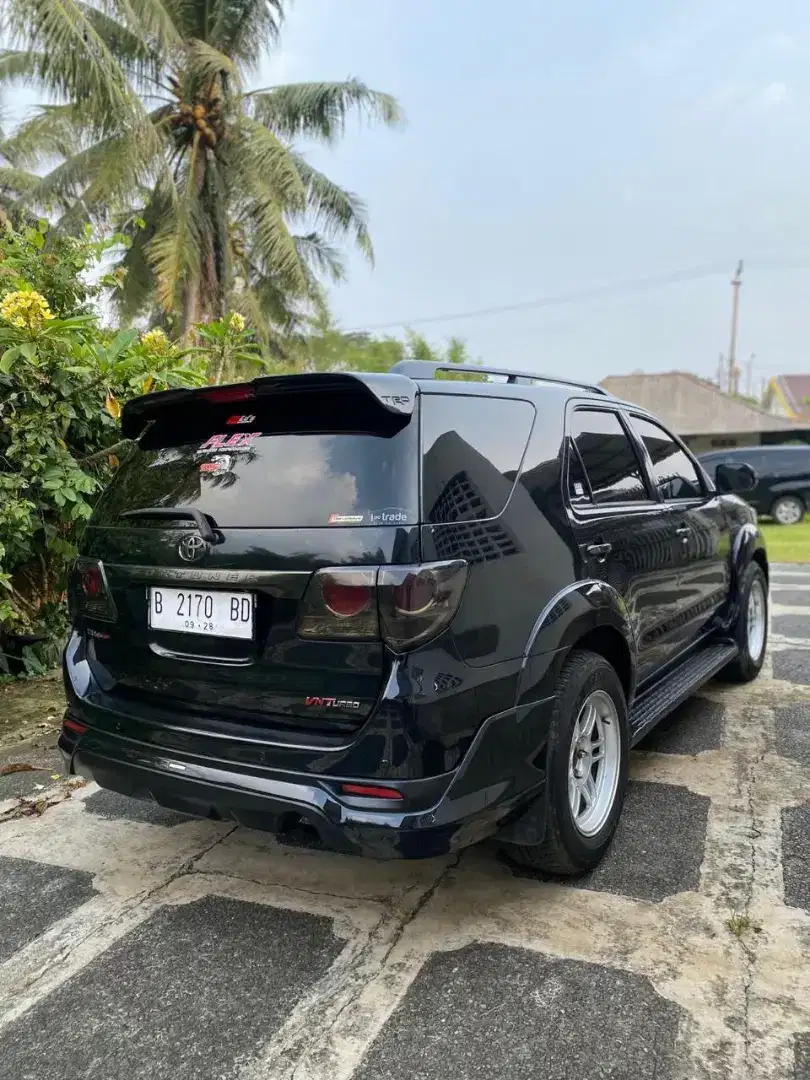 Toyota fortuner 2.5 G diesel matic 2013 full spek