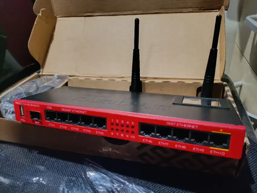 Router Mikrotik RB2011UiAS-2HnD-IN - Like New