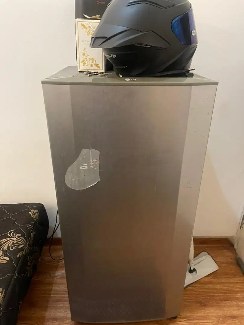 Kulkas Lg jual cepat