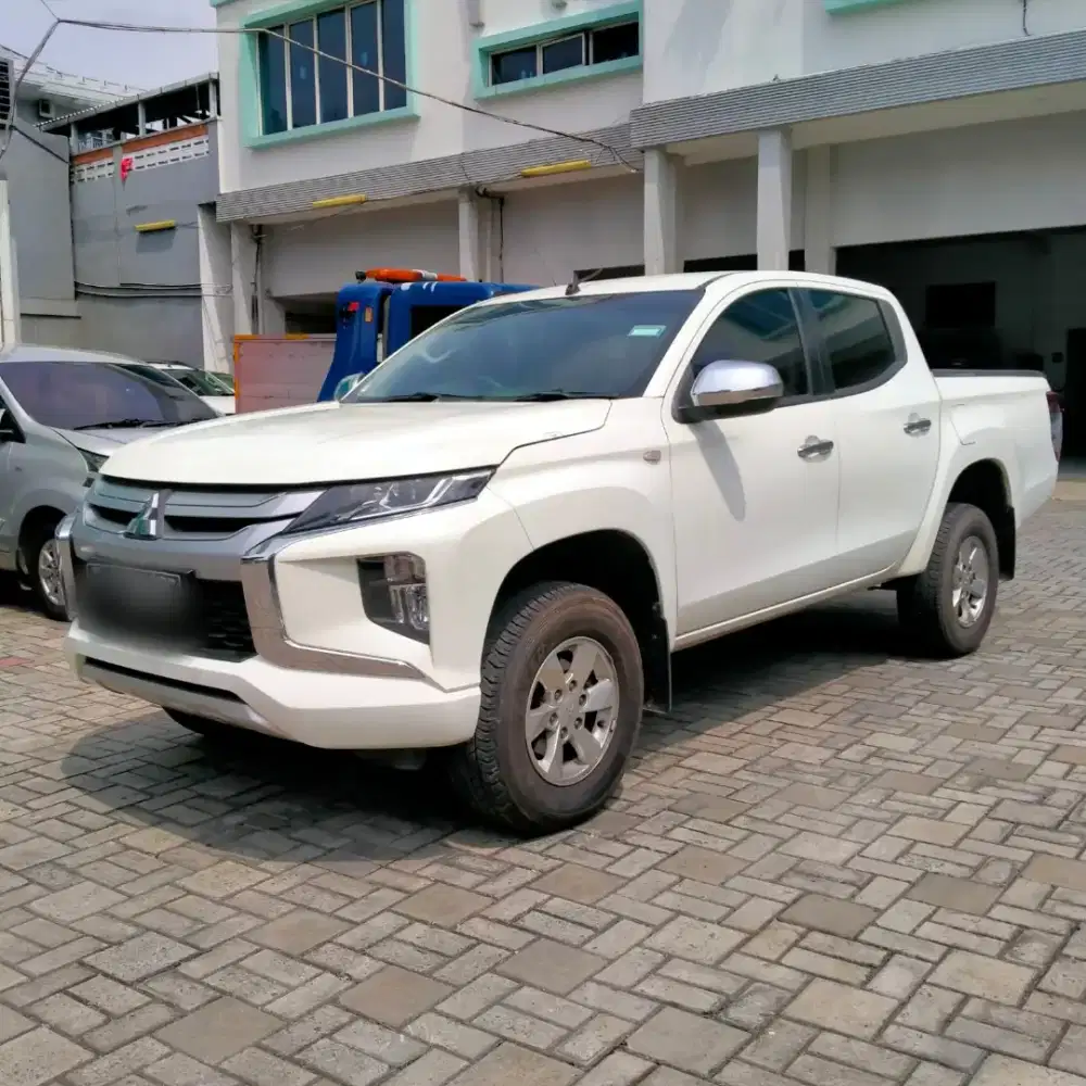MITSUBISHI TRITON DC GLS M/T 4X4 2021 NIK 2020  NOPOL B KM 25RIBU ASLI