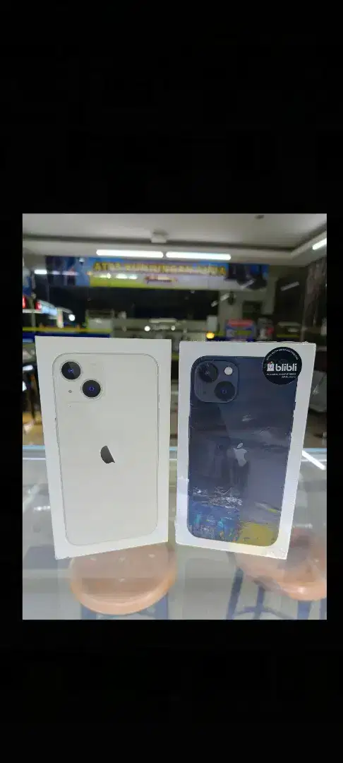 iPhone 13 128gb garansi resmi tAm ibox GDN blibli BNIB greenpeel