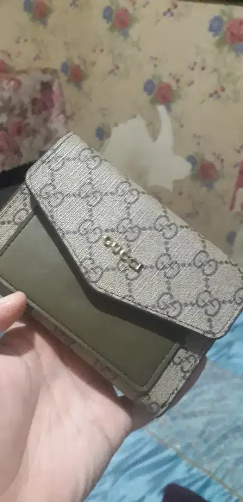 Dompet Gucci Mewah