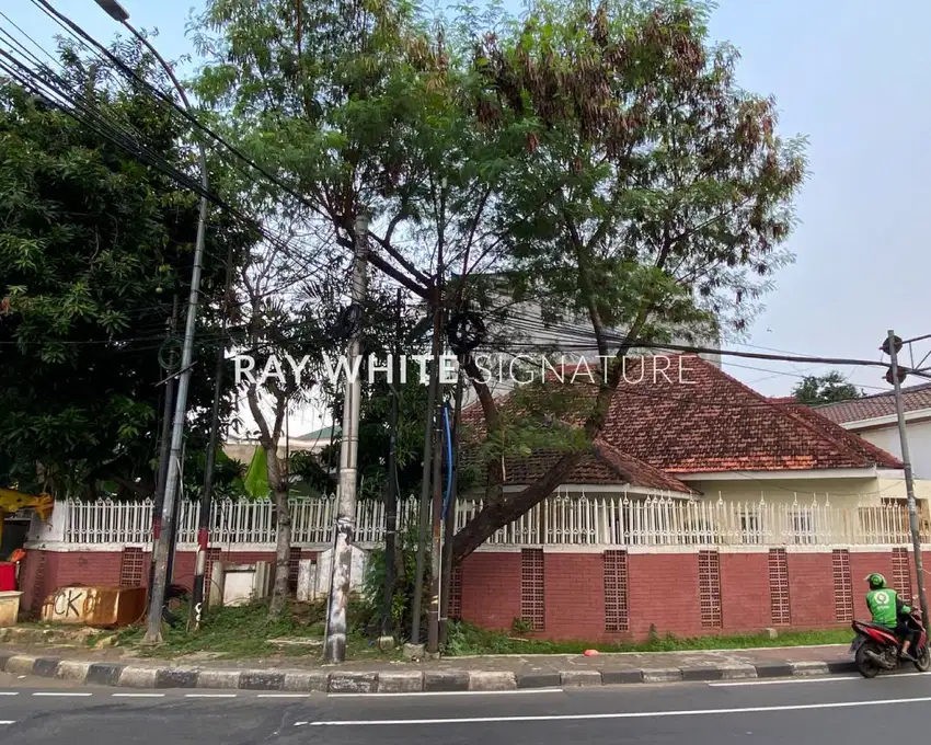 Rumah Komersil Pinggir Jalan Daerah Menteng, Jl. Proklamasi