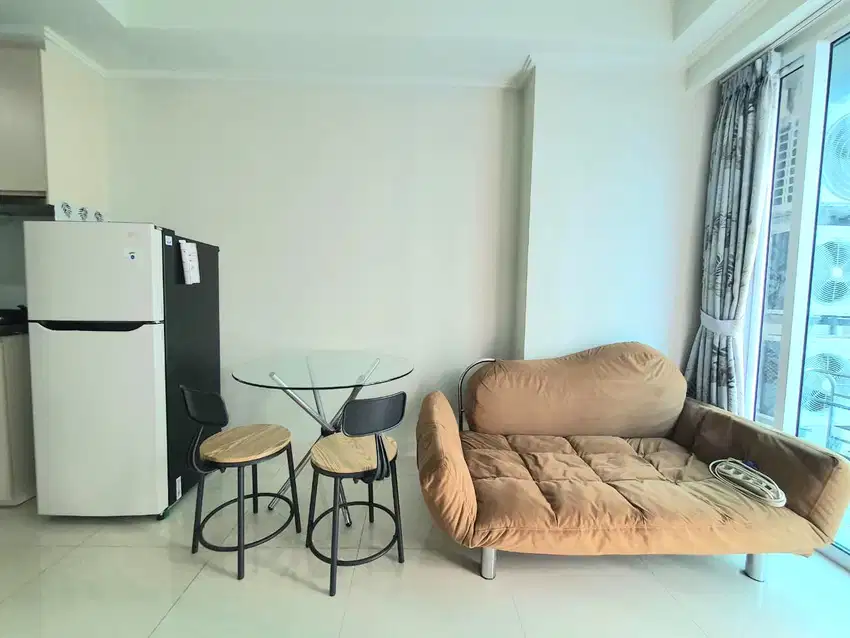 Apartemen Green Sedayu, Taman Palem