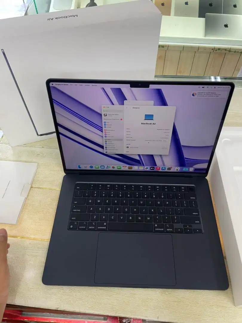 (ibox) Macbook Air M3 15-inch ram 16gb/256gb garansi on juni2026