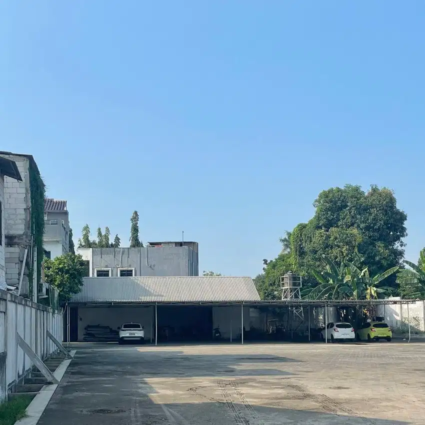 Turun Harga Tanah+Gudang Bagus Ex Mobil di Karawaci, Tangerang