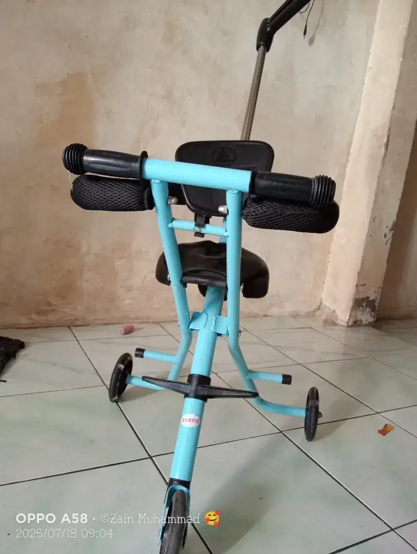 Di jual stroller harga 150k