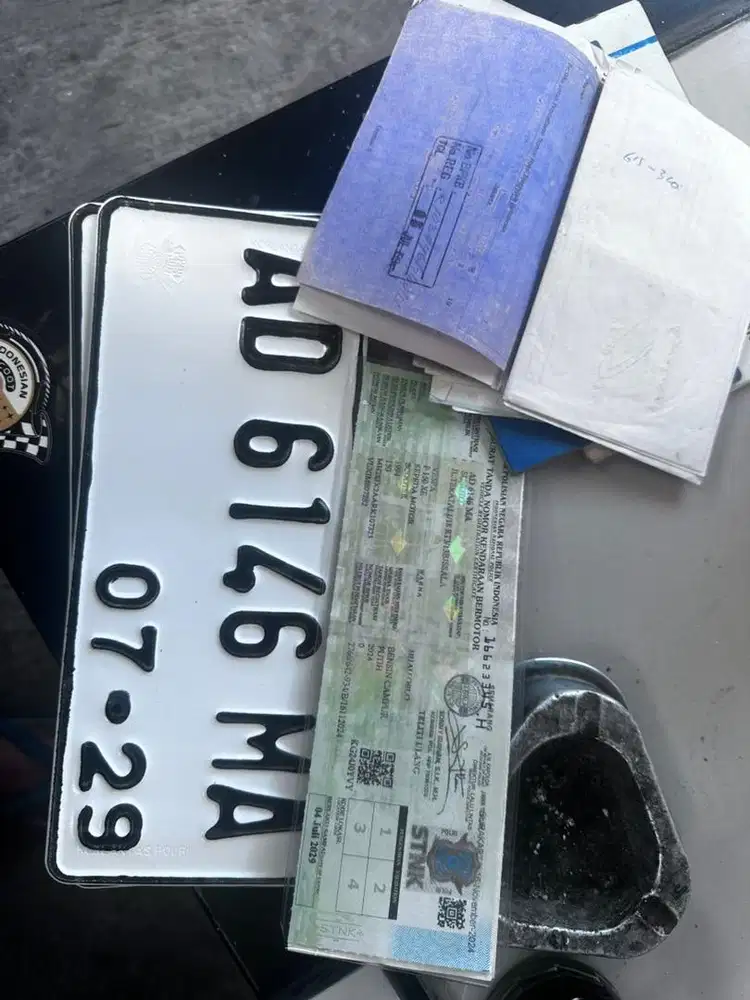 Vespa exclusive 2 hijau oslo