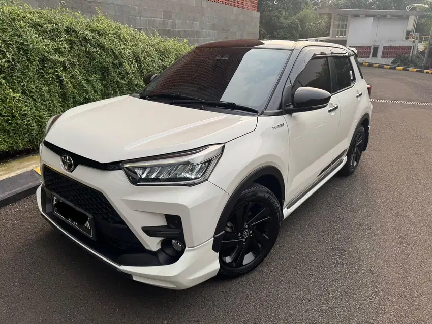 Jual Toyota Raize GR TSS Two Tone 2022 Tangan Pertama
