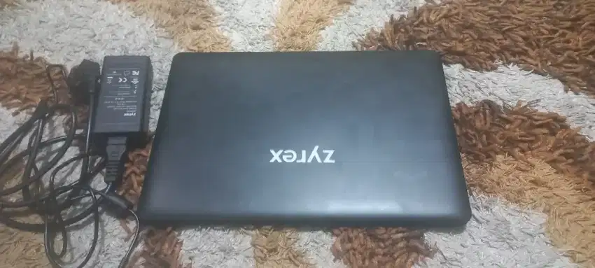 ZYREX Kintamani AMD A9 9400 4GB LED 14″ HD