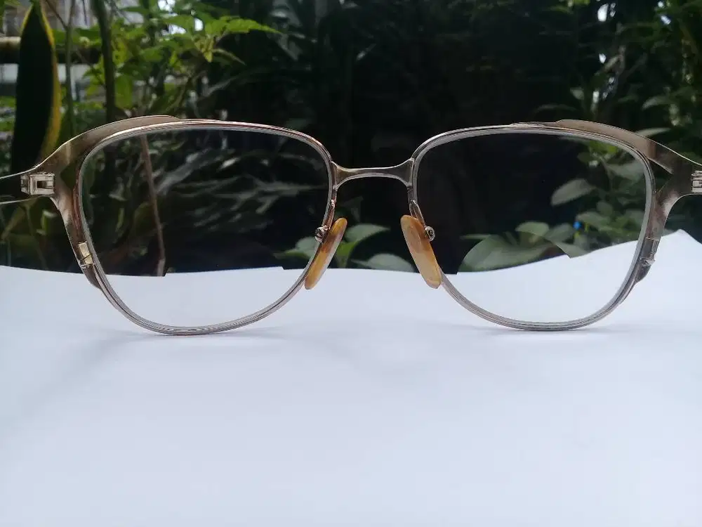 Kacamata wanita jadul CD