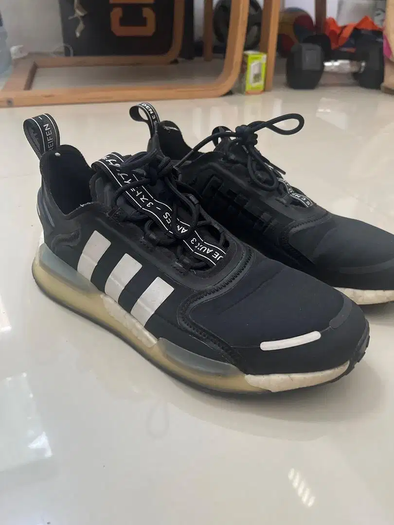 Adidas NMD R1 V3