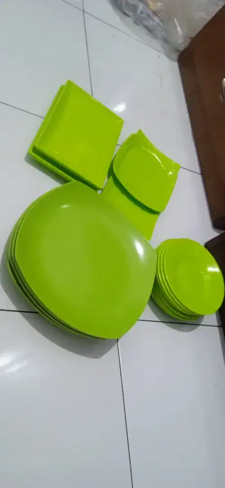 Set Piring Melamin 21 Pcs