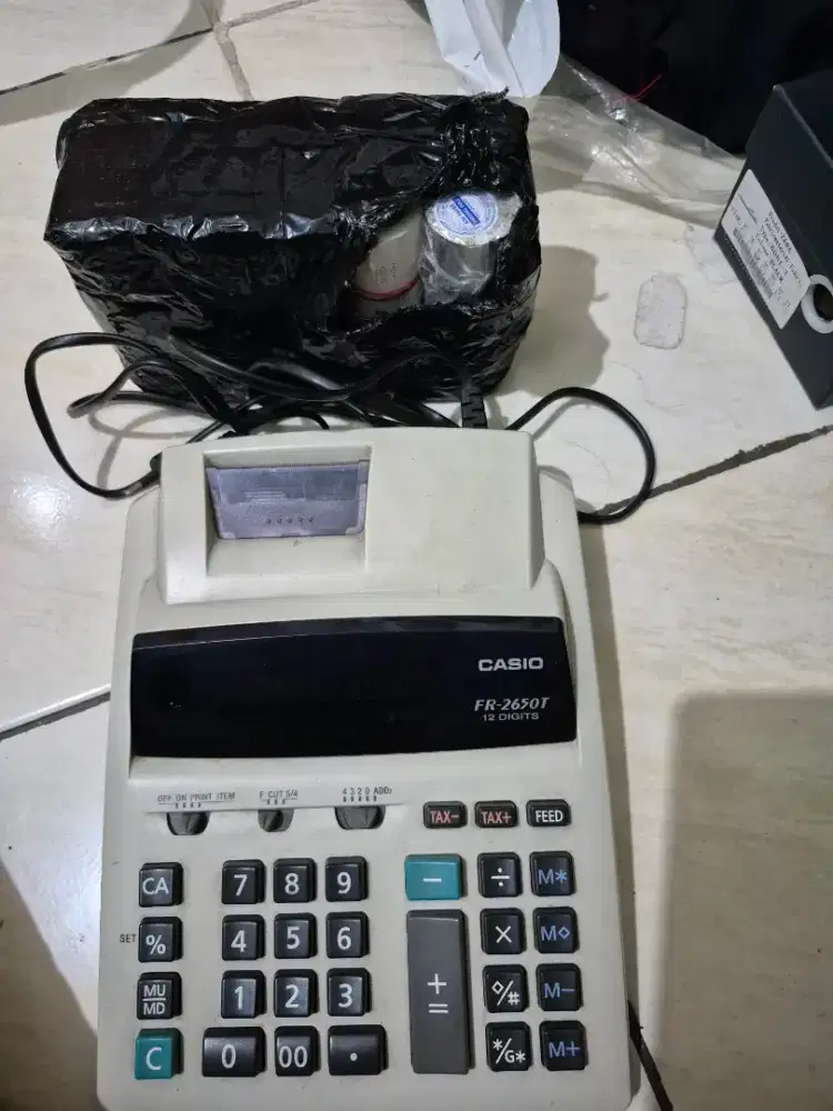 Kalkulator CASIO FR-2650T