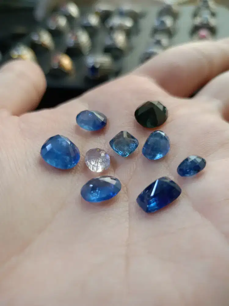 BLUE SAFIR CEYLON