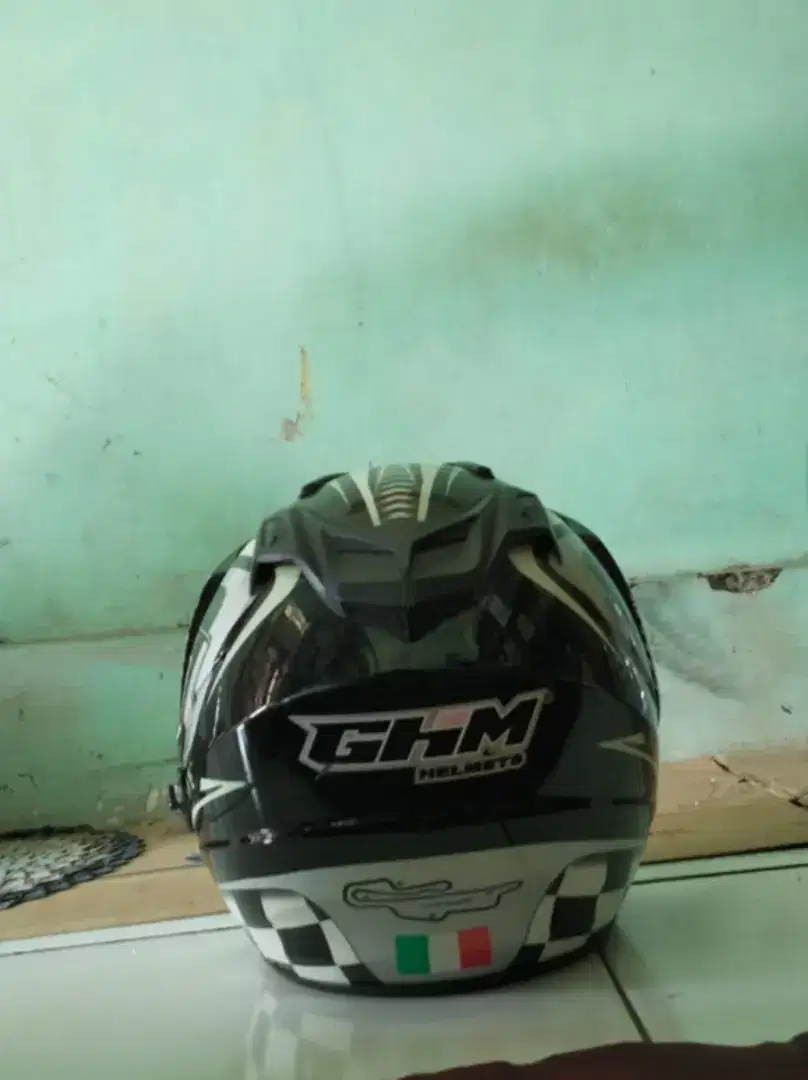 Helm GHM bekas boleh di nego