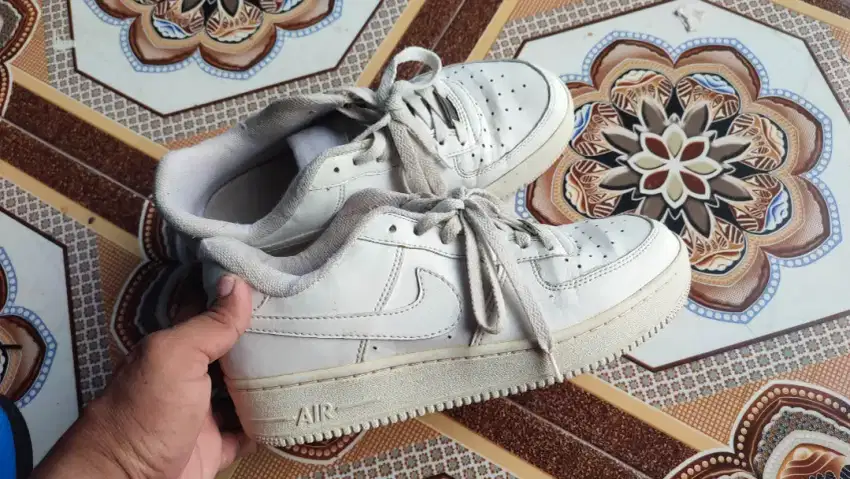 Sepatu Nike second
