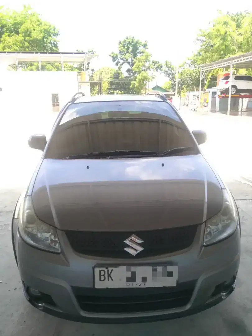 SUZUKI SX4 - X-Over 2010