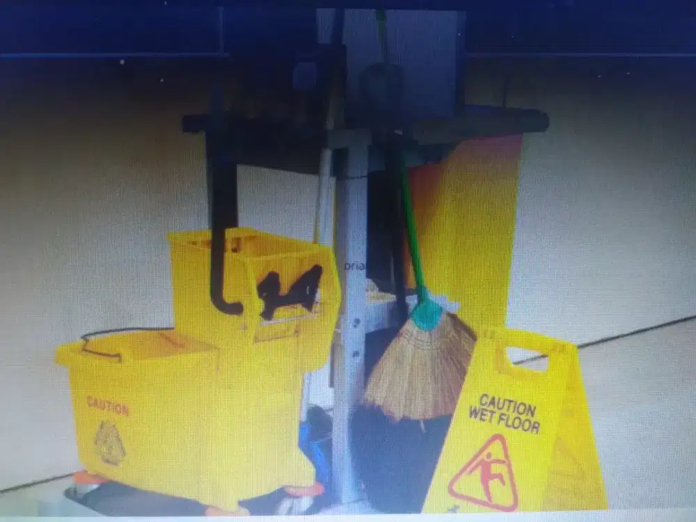 Lowongan Kerja Office Girl