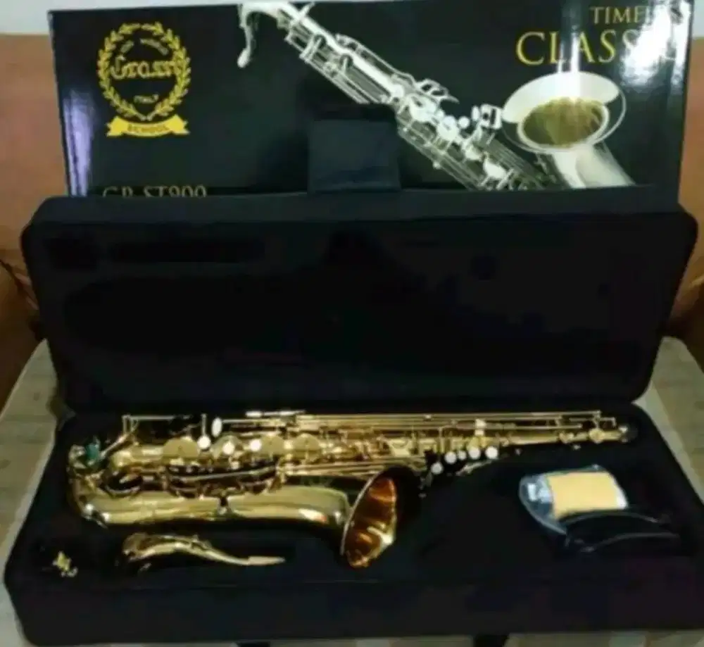 Saxophone Tenor Ida Maria Grass Italy