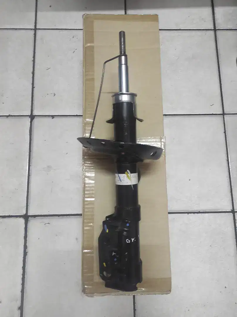 Shock Absorber Depan Kiri Original Honda Jazz GK5 2017