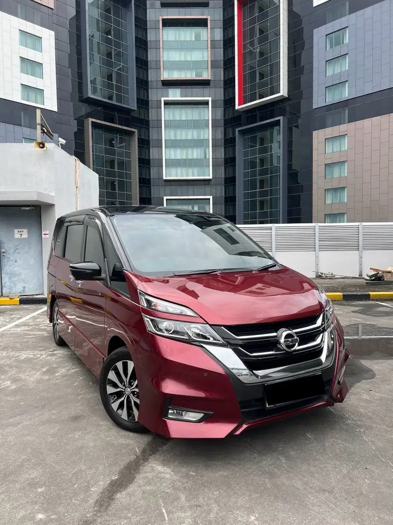 (Harga Cash) Nissan Serena HWS 2019 Kondisi Antik