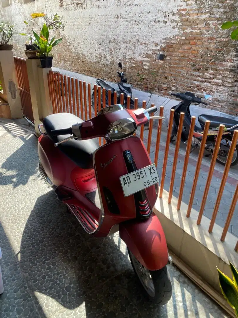 DI JUAL VESPA 2018 iget Pemakaian pribadi