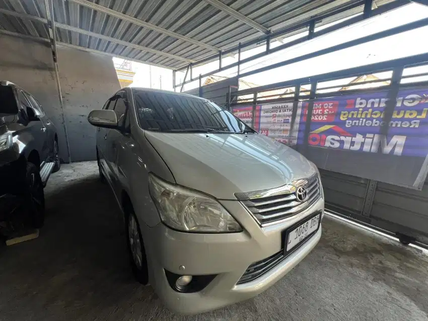 Toyota Kijang Innova 2012 Bensin