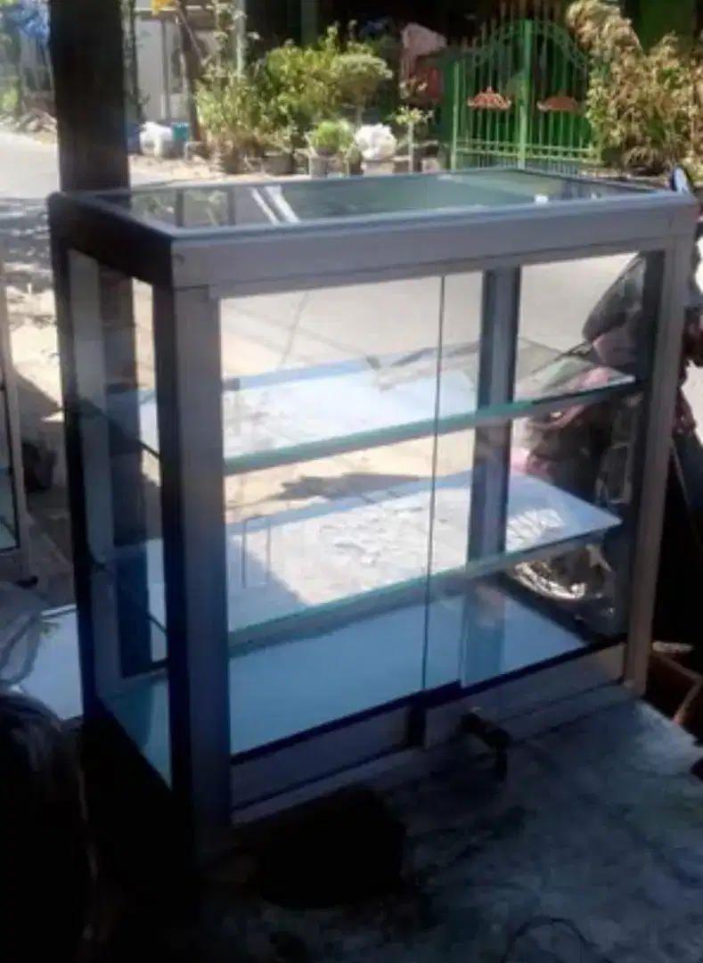 Etalase Meja 50x25x50 cm (2 Sap 3 Ruang)