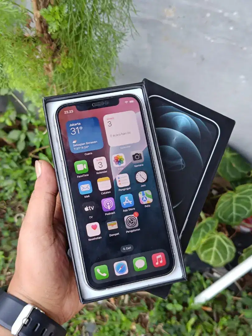 iPhone 12 Pro Gold 256gb inter Fullset