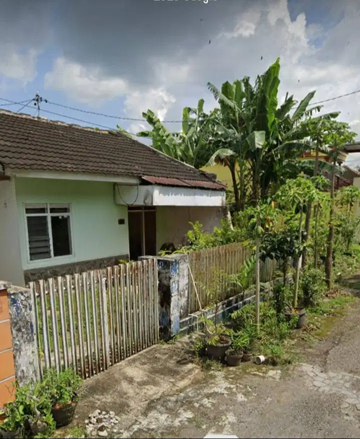 Dijual Rumah 208 m2 SHM harga 325 jt Nego