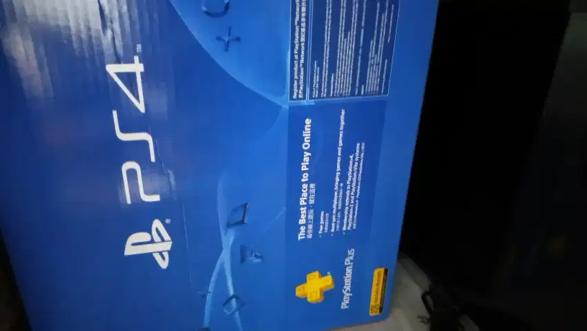 Di jual PS 4 slim original