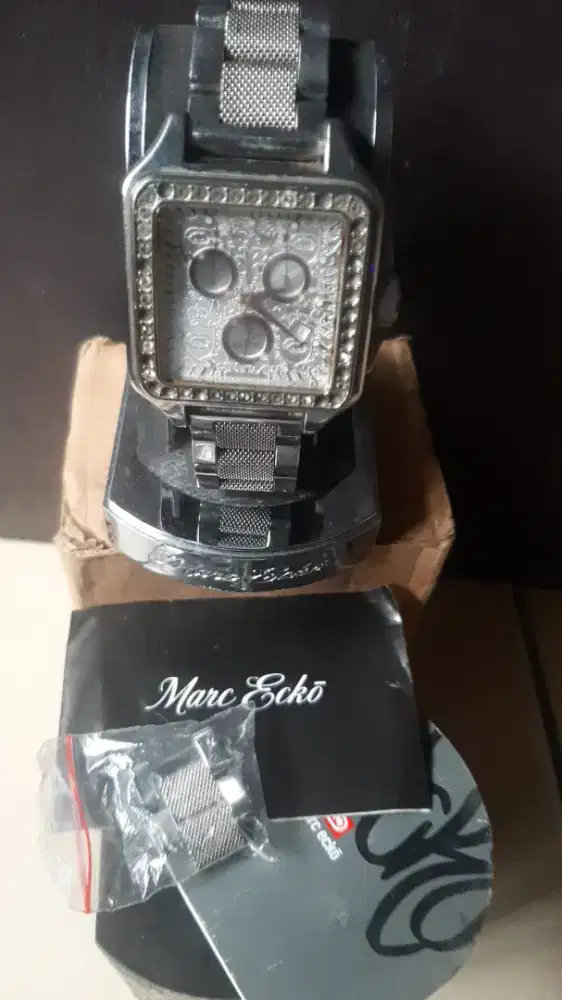 Jual Jam tangan pria Marc Ecko