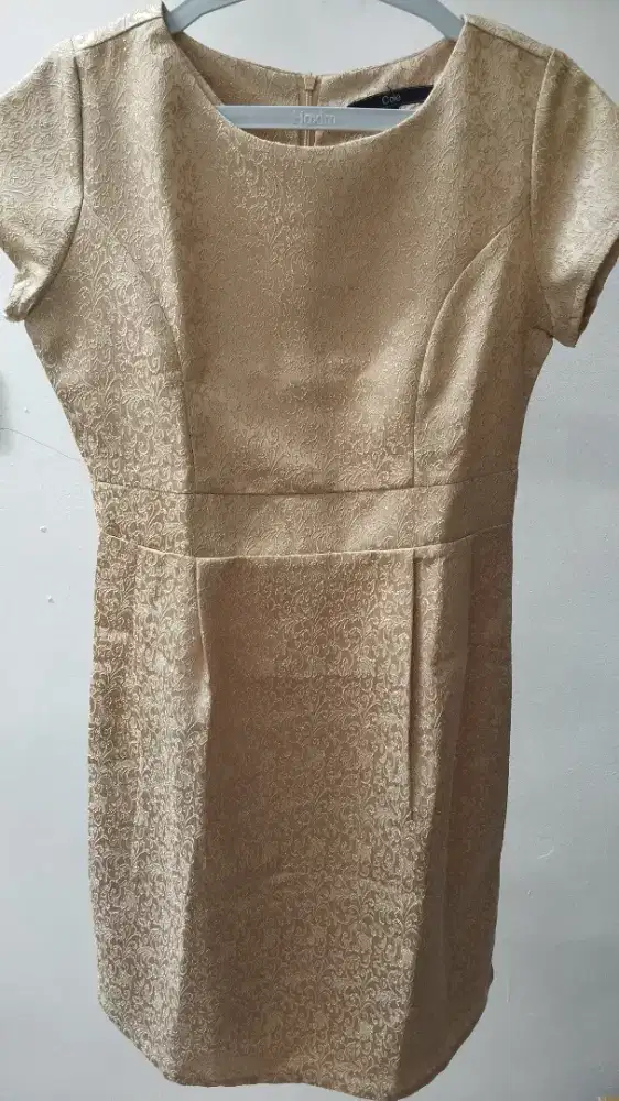 Preloved midi dress wanita cantik