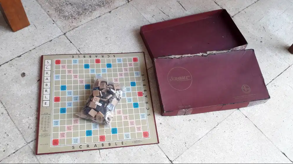 Mainan Scrabble jadul era 60 an made in USA