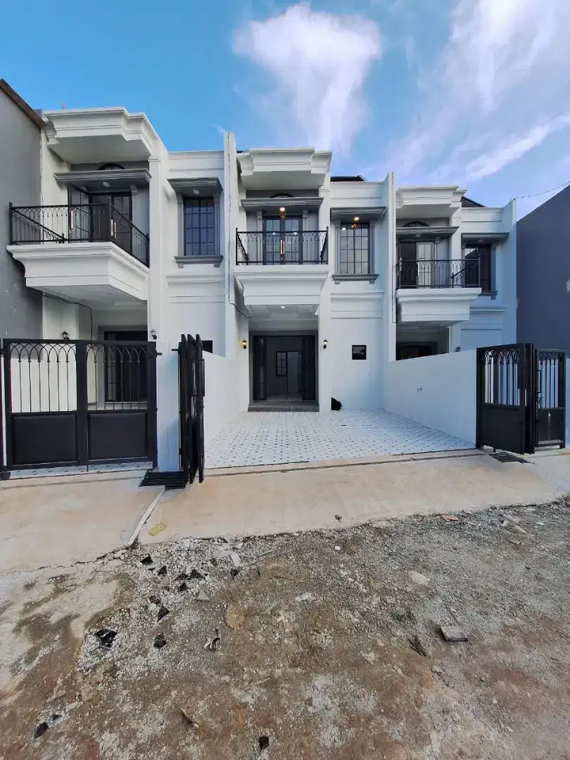 Rumah Classic Lokasi Strategis Di GDC All In