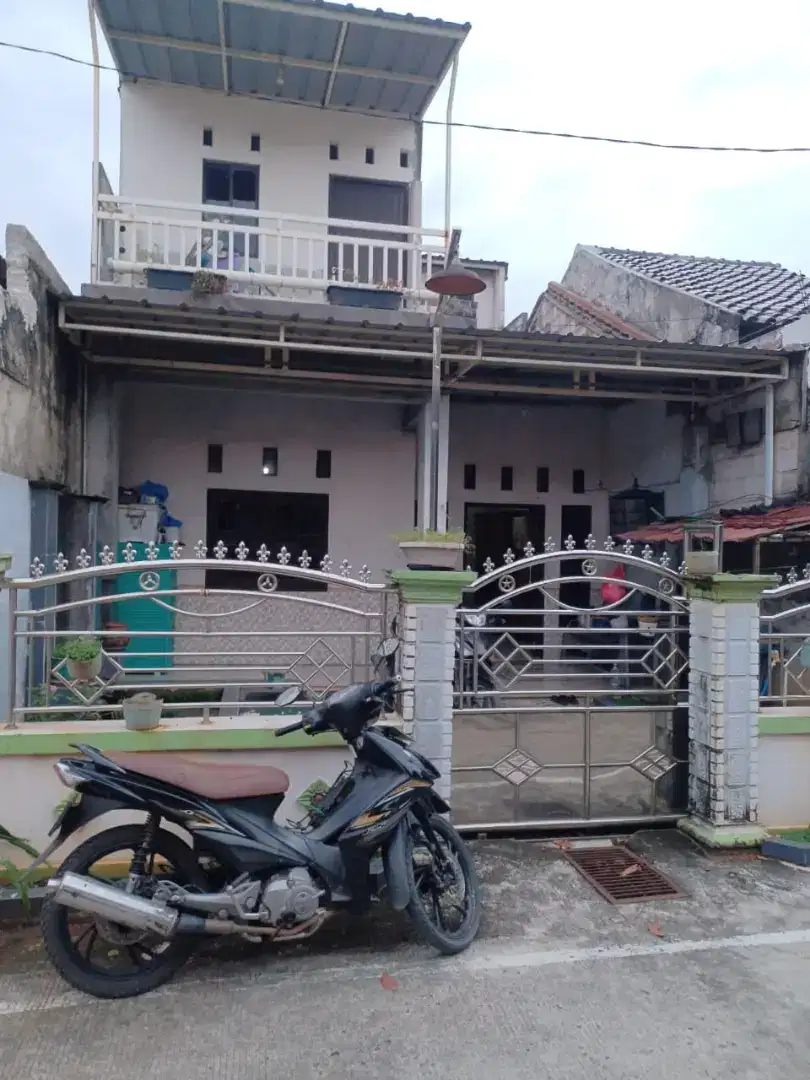 Di jual rmh 2 lantai di kavling bulak perwira bekasi utara kota
