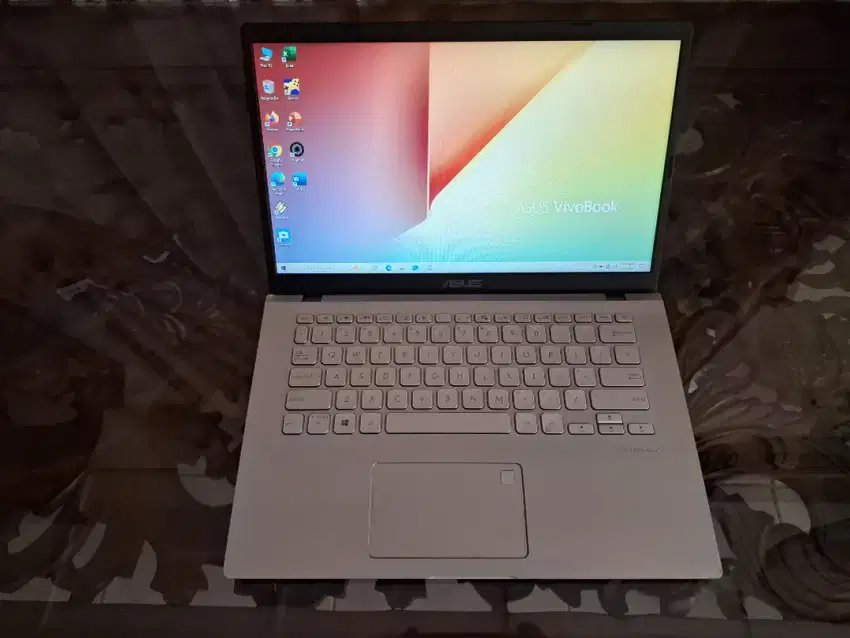 Laptop asus, A4-9125, ram 4gb, ssd nvme 256gb, win 10 siap pakai