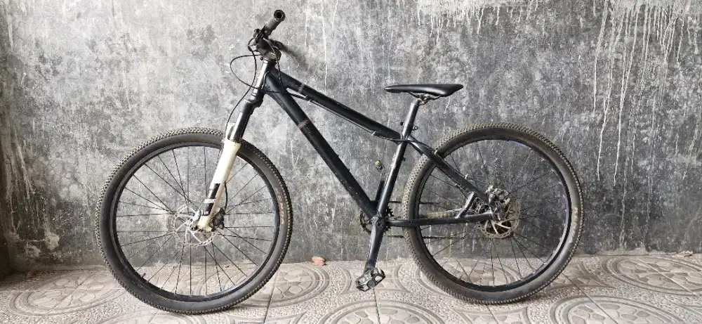 KHS DJ 300 Full Bike